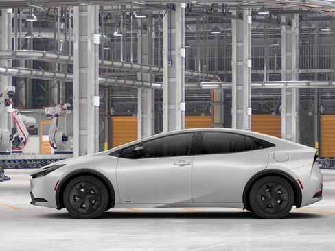 New 2027 Toyota Prius LE AWD/4WD image 4