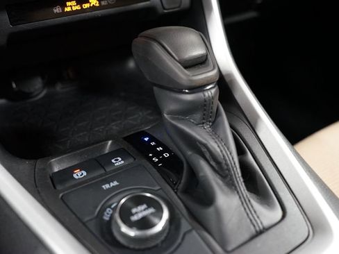 Certified 2024 Toyota RAV4 LE image 21