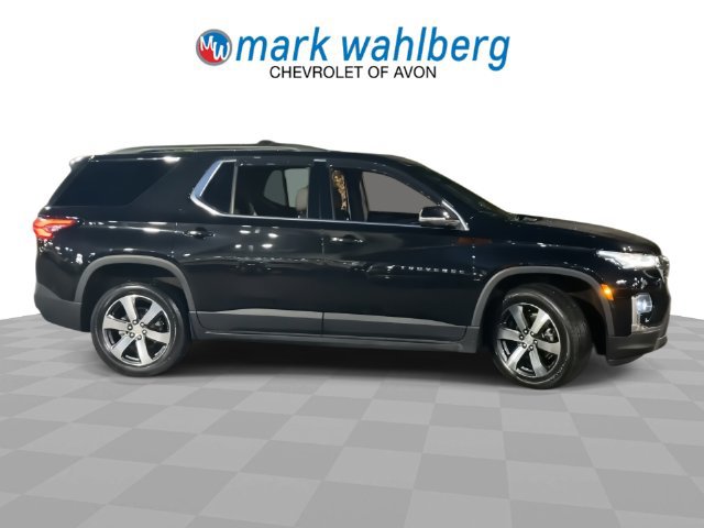 Certified 2023 Chevrolet Traverse LT w/ LT Premium Package AWD/4WD image 9