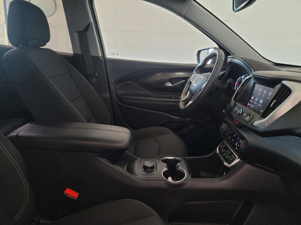 Used 2024 GMC Terrain SLE FWD image 21
