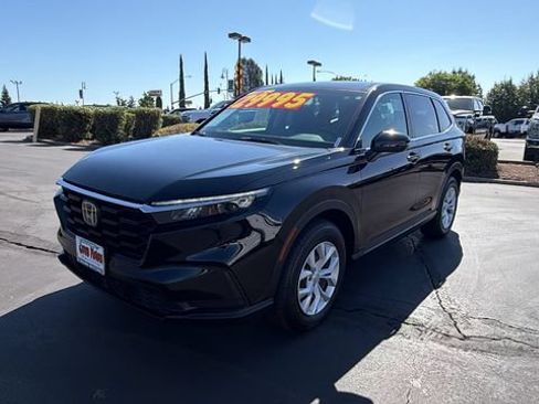 Used 2024 Honda CR-V LX image 1