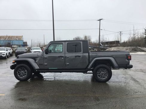 New 2025 Jeep Gladiator Sport image 1