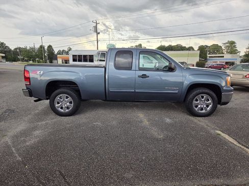 Used 2013 GMC Sierra 1500 SLE w/ Power Tech Package AWD/4WD image 2