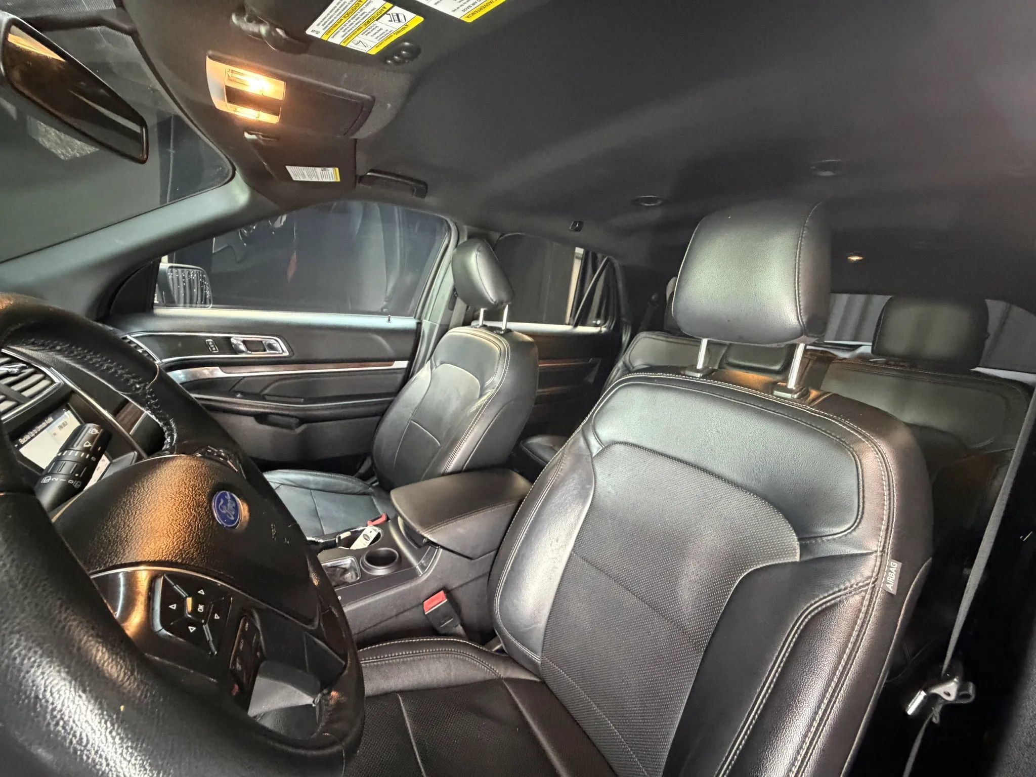 Used 2019 Ford Explorer Limited w/ Class III Trailer Tow Package FWD image 16