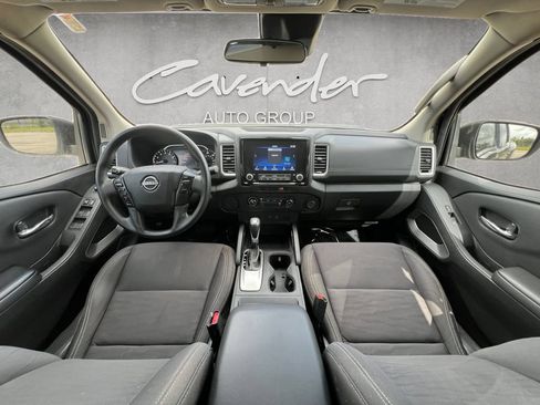 Used 2022 Nissan Frontier SV w/ SV Premium Package AWD/4WD image 20
