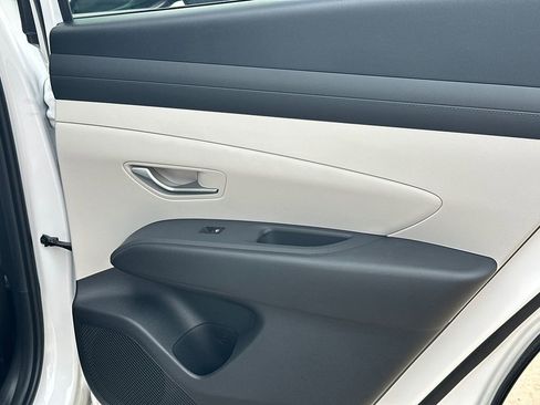New 2026 Hyundai Tucson SEL image 16