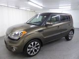 Used 2013 Kia Soul ! w/ Premium Pkg image 3
