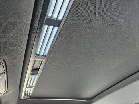 Certified 2019 Mercedes-Benz C 300 Sedan image 23