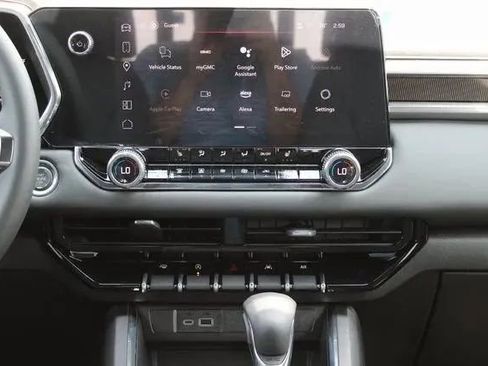 New 2025 GMC Canyon Elevation w/ Convenience Package image 22