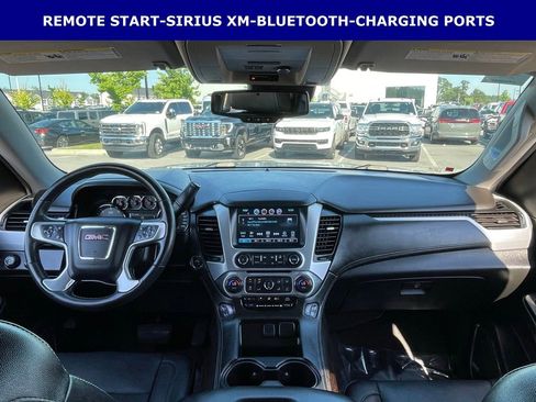 Used 2020 GMC Yukon XL SLT AWD/4WD image 12