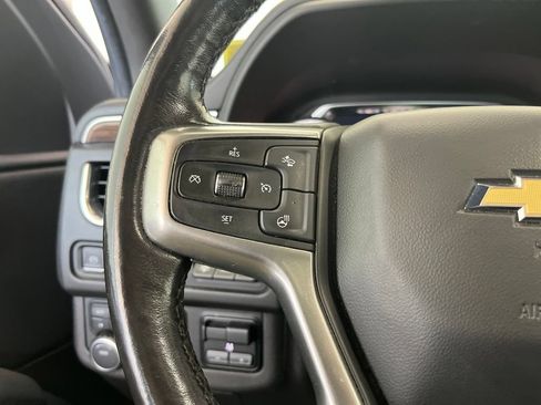 Used 2021 Chevrolet Suburban Premier w/ Premium Package AWD/4WD image 7