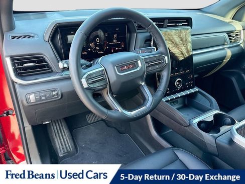 Used 2026 GMC Terrain Elevation w/ Elevation Premium Package image 11