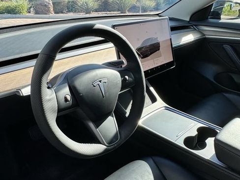 Used 2023 Tesla Model 3 Standard Range RWD image 8