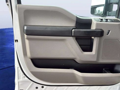 Used 2020 Ford F350 XL w/ STX Appearance Package AWD/4WD image 16