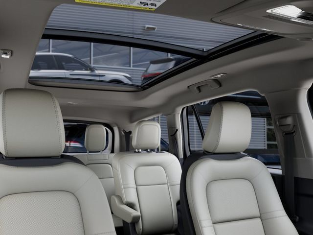 New 2027 Lincoln Aviator AWD image 24