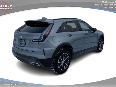 Used 2024 Cadillac XT4 Sport image 5