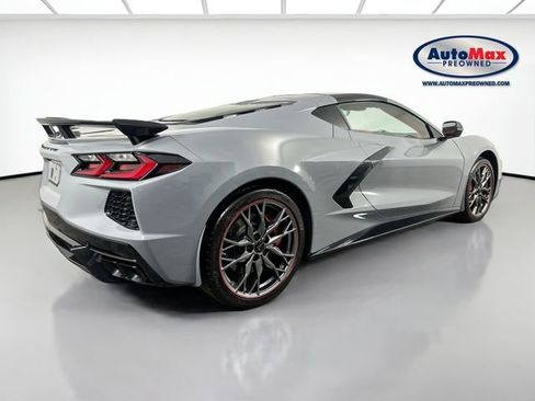Used 2025 Chevrolet Corvette Stingray Premium Cpe w/ Z51 Performance Package RWD image 33