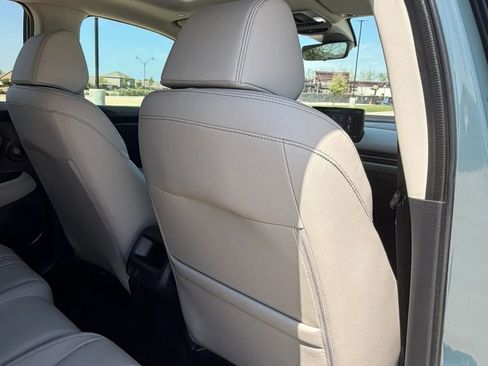 Used 2025 Honda HR-V EX-L image 31