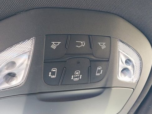 New 2026 Chrysler Voyager LX image 34