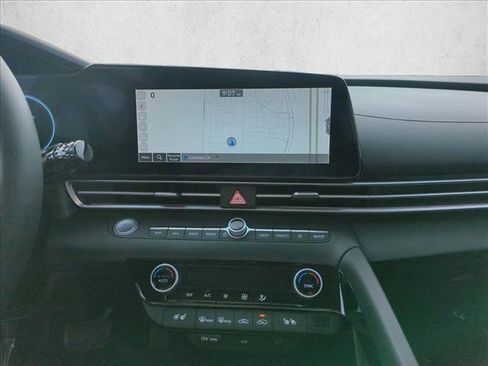 Certified 2024 Hyundai Elantra Limited image 15