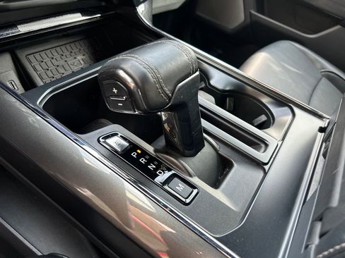 Used 2023 Ford F150 Lariat w/ Equipment Group 502A High image 19