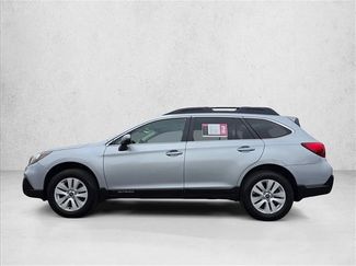 Used 2019 Subaru Outback 2.5i Premium w/ Popular Package #2 AWD/4WD video 2