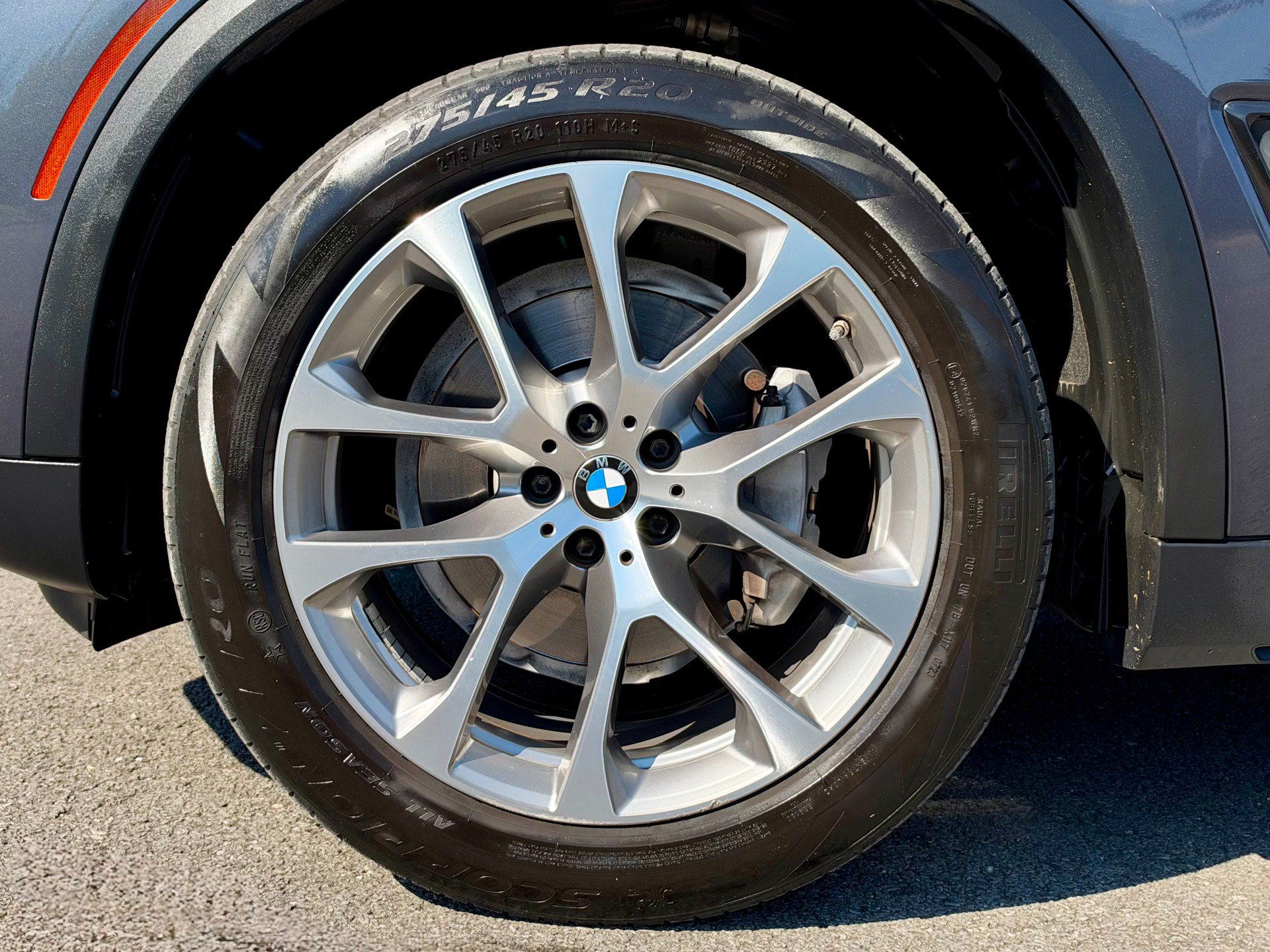 Used 2021 BMW X5 xDrive40i w/ Premium Package AWD/4WD image 16