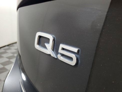 Used 2017 Audi Q5 2.0T Premium Plus w/ Technology Package AWD/4WD image 8