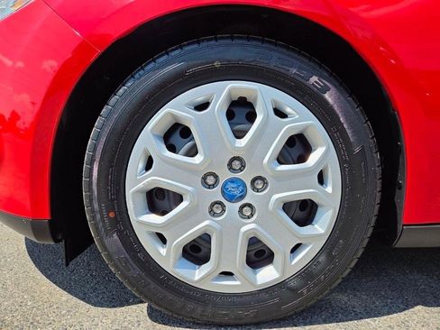 Used 2012 Ford Focus SE FWD image 25