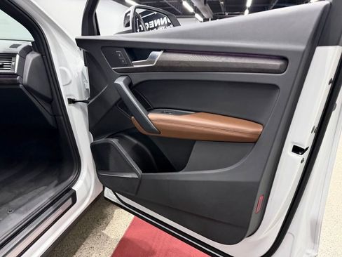 Used 2019 Audi Q5 Prestige w/ Prestige Package AWD/4WD image 34