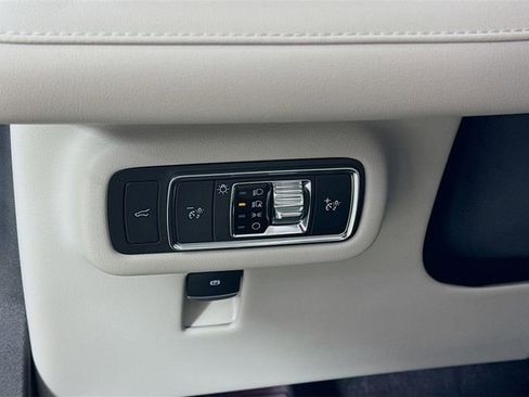New 2026 Lincoln Nautilus Reserve w/ Jet Appearance Package AWD/4WD image 11