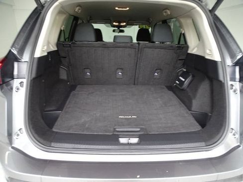 Used 2024 Nissan Rogue SV AWD/4WD image 21