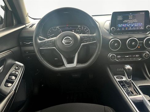 Used 2023 Nissan Sentra SR w/ Midnight Edition Package image 5