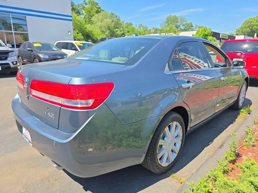 Used 2012 Lincoln MKZ FWD image 6