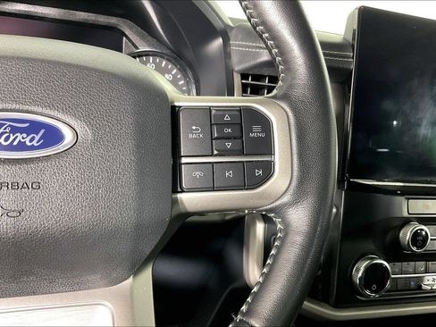 Used 2022 Ford Expedition XLT RWD image 23
