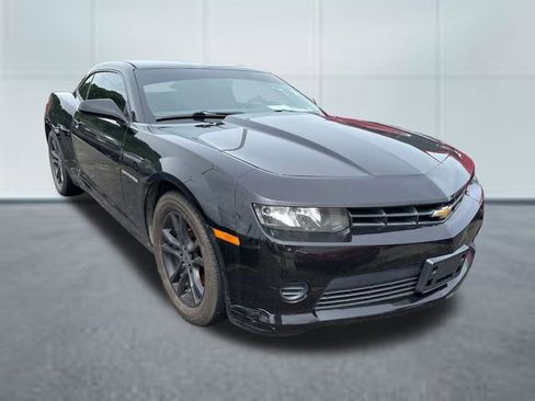 Used 2014 Chevrolet Camaro LS RWD image 5