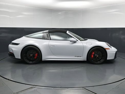 Certified 2025 Porsche 911 Targa 4 GTS AWD/4WD image 13