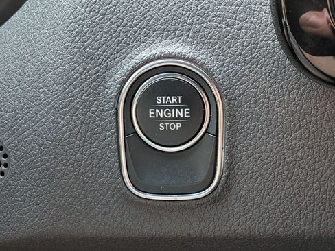 Used 2024 Mercedes-Benz Sprinter 2500 image 23