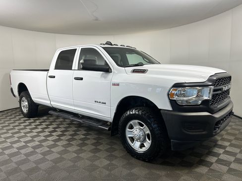 Used 2021 RAM 2500 Tradesman w/ Snow Chief Group AWD/4WD image 4