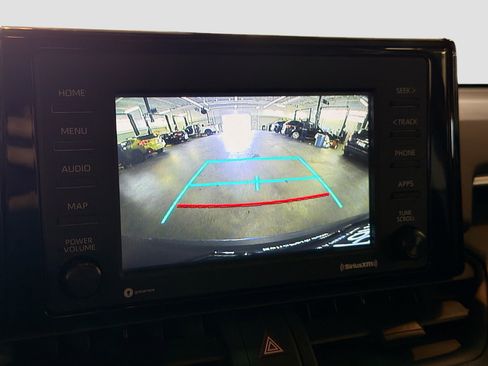 Used 2020 Toyota RAV4 XLE w/ Convenience Package AWD/4WD image 23