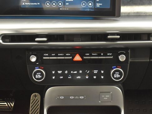 New 2026 Hyundai Ioniq 9 Calligraphy image 23