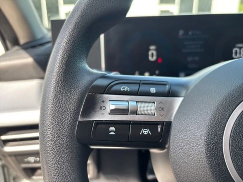 Used 2024 Hyundai Sonata SEL FWD image 17
