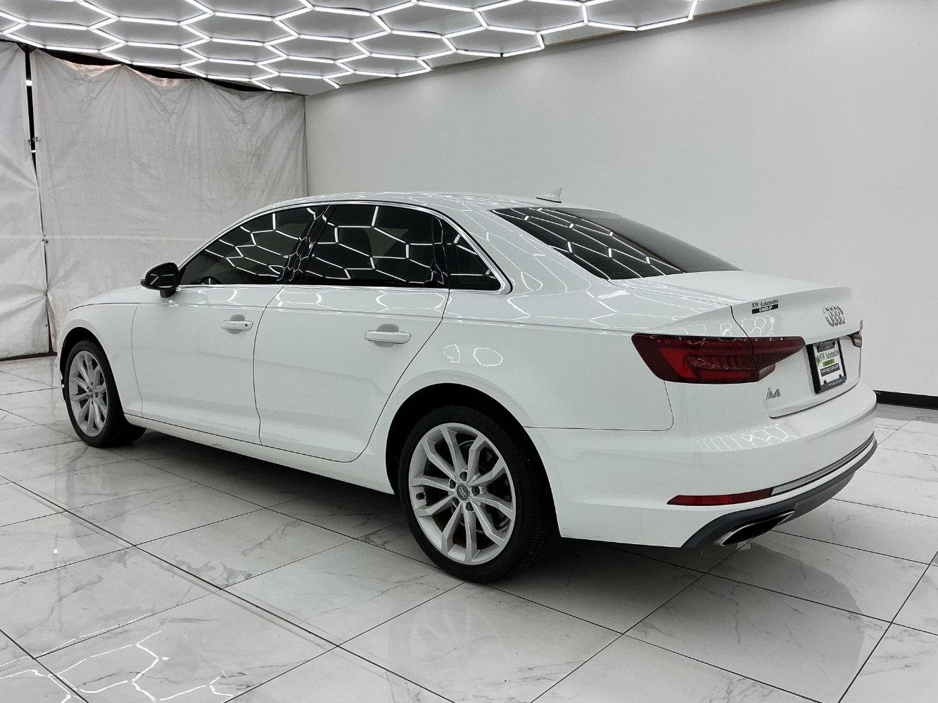 Used 2019 Audi A4 2.0T Premium w/ Convenience Package FWD image 12