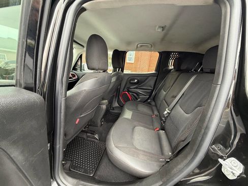 Used 2016 Jeep Renegade Trailhawk w/ Popular Equipment Group image 13