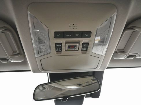 New 2025 Toyota RAV4 XLE image 31