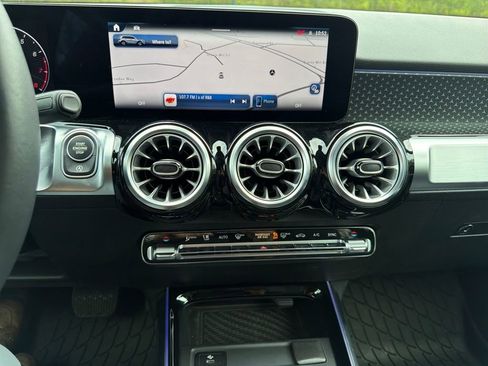 Certified 2024 Mercedes-Benz GLB 250 image 5