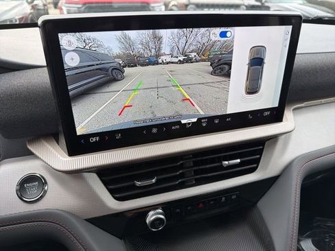 New 2026 Ford Explorer Active w/ Active Comfort Package image 19