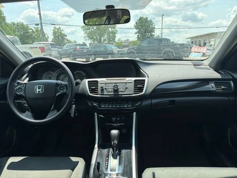 Used 2017 Honda Accord LX image 7