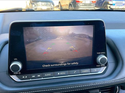 Used 2021 Nissan Rogue S image 19