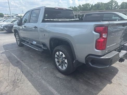 Used 2026 Chevrolet Silverado 2500 Custom w/ Custom Value Package AWD/4WD image 8